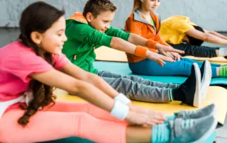 Encourage Children To Stretch 320x202